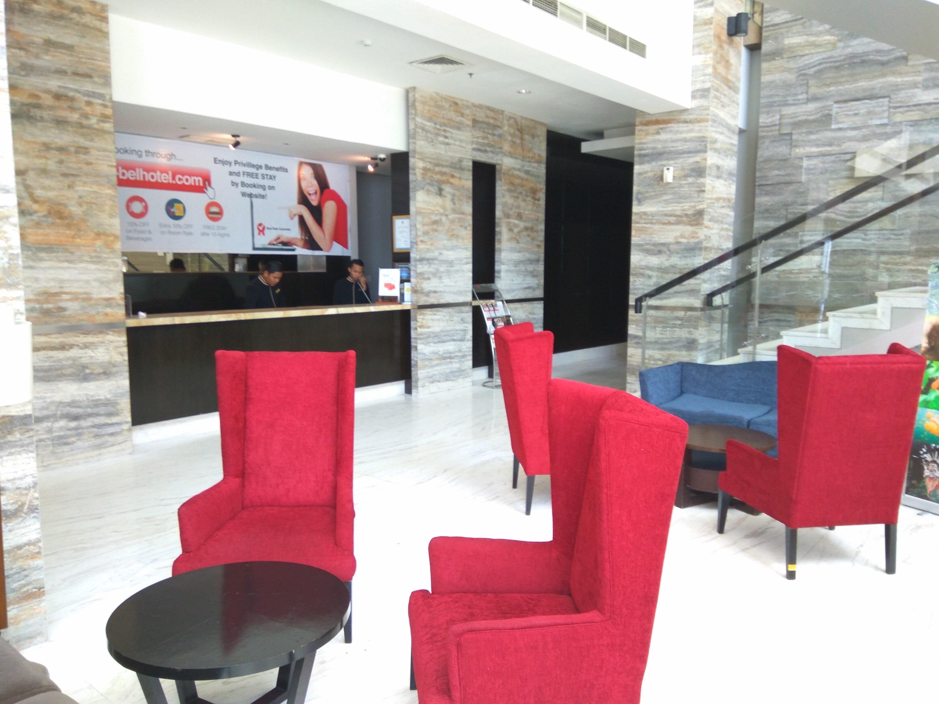 Swiss-Belhotel Balikpapan Exterior photo