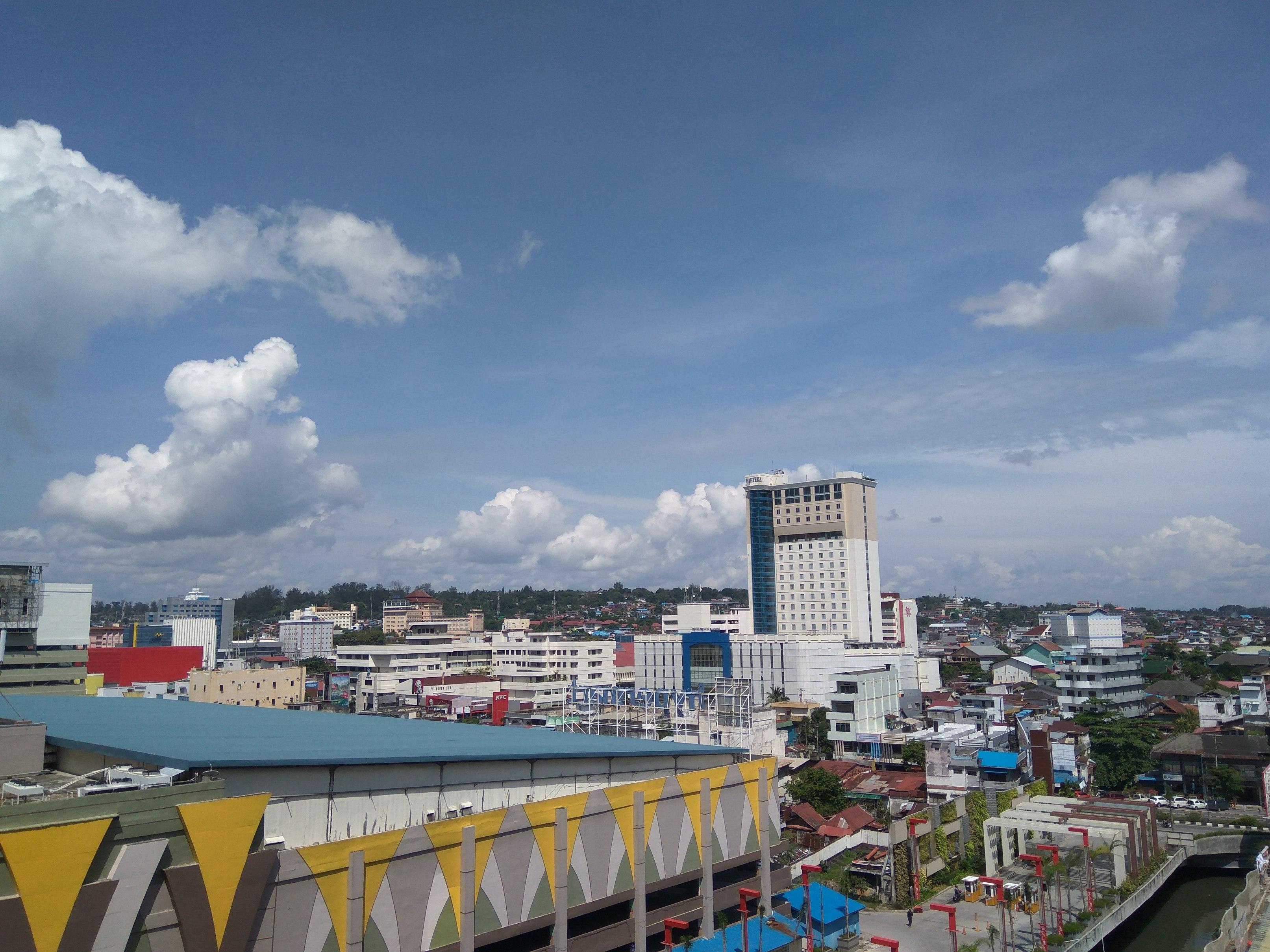 Swiss-Belhotel Balikpapan Exterior photo